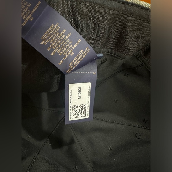 Louis Vuitton cap - Picture 11 of 11